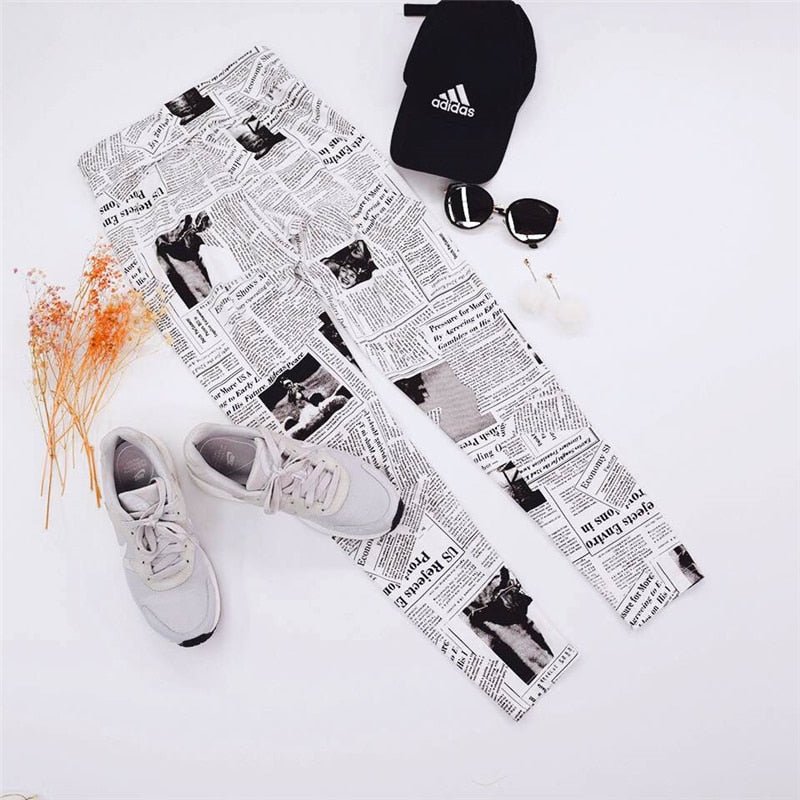 Black And White Highstreet Newspaper Letter Print Streetwear Women's Leggings